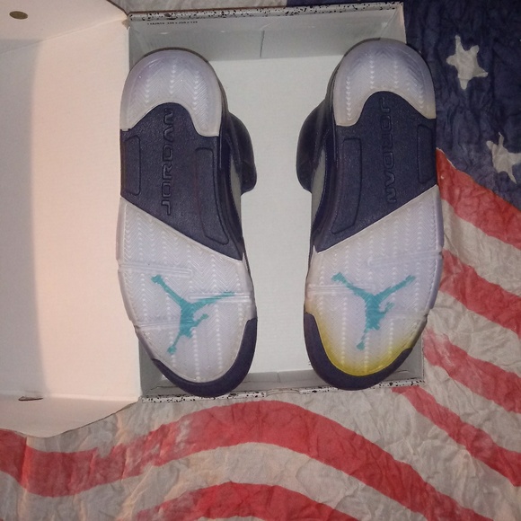 JORDAN RETRO 5 HORNETS - Picture 5 of 6